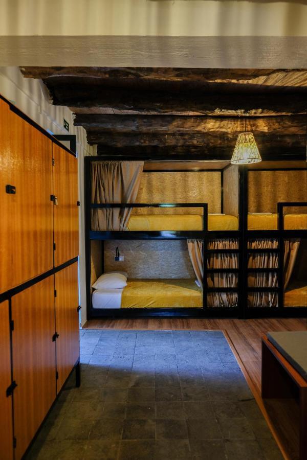Loving Strangers Hostel Madalena  Ngoại thất bức ảnh