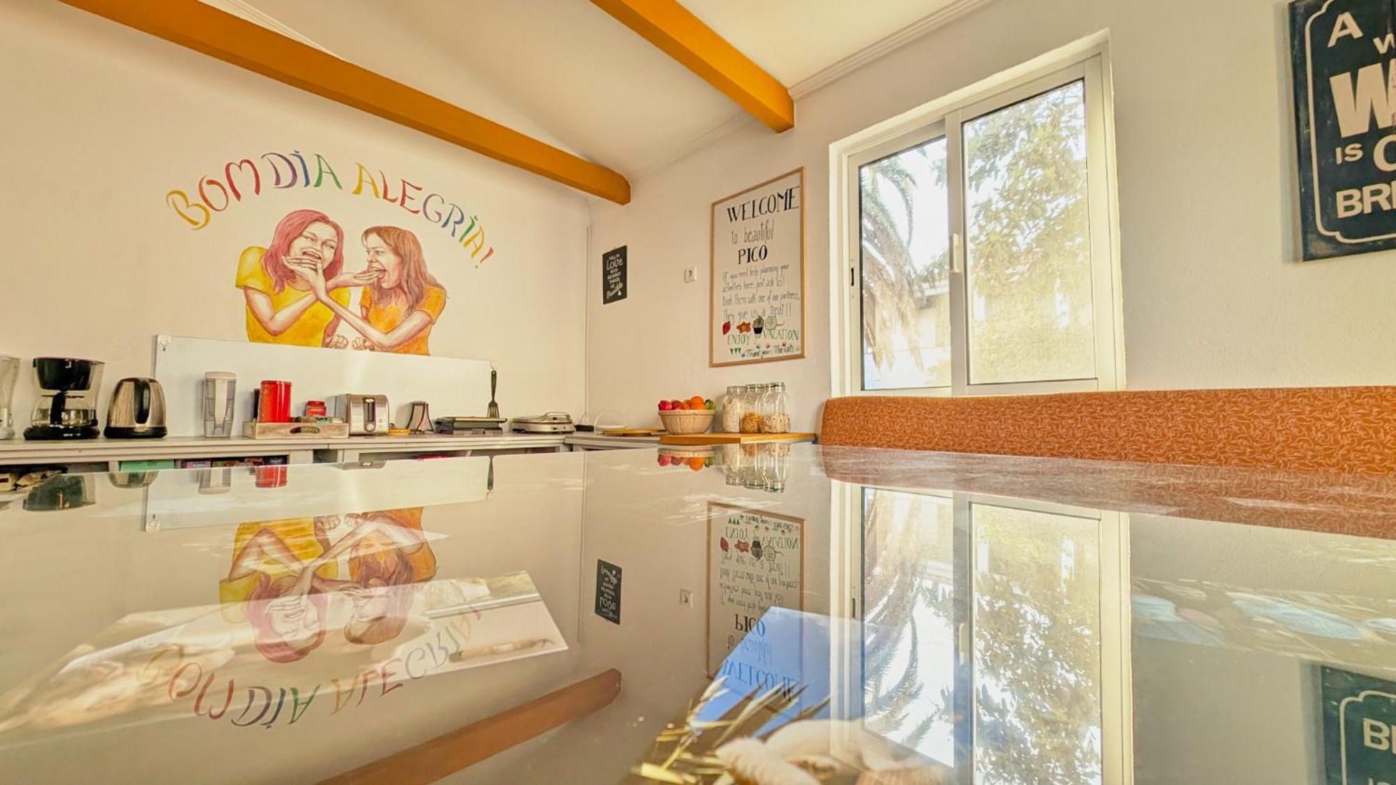 Loving Strangers Hostel Madalena  Ngoại thất bức ảnh