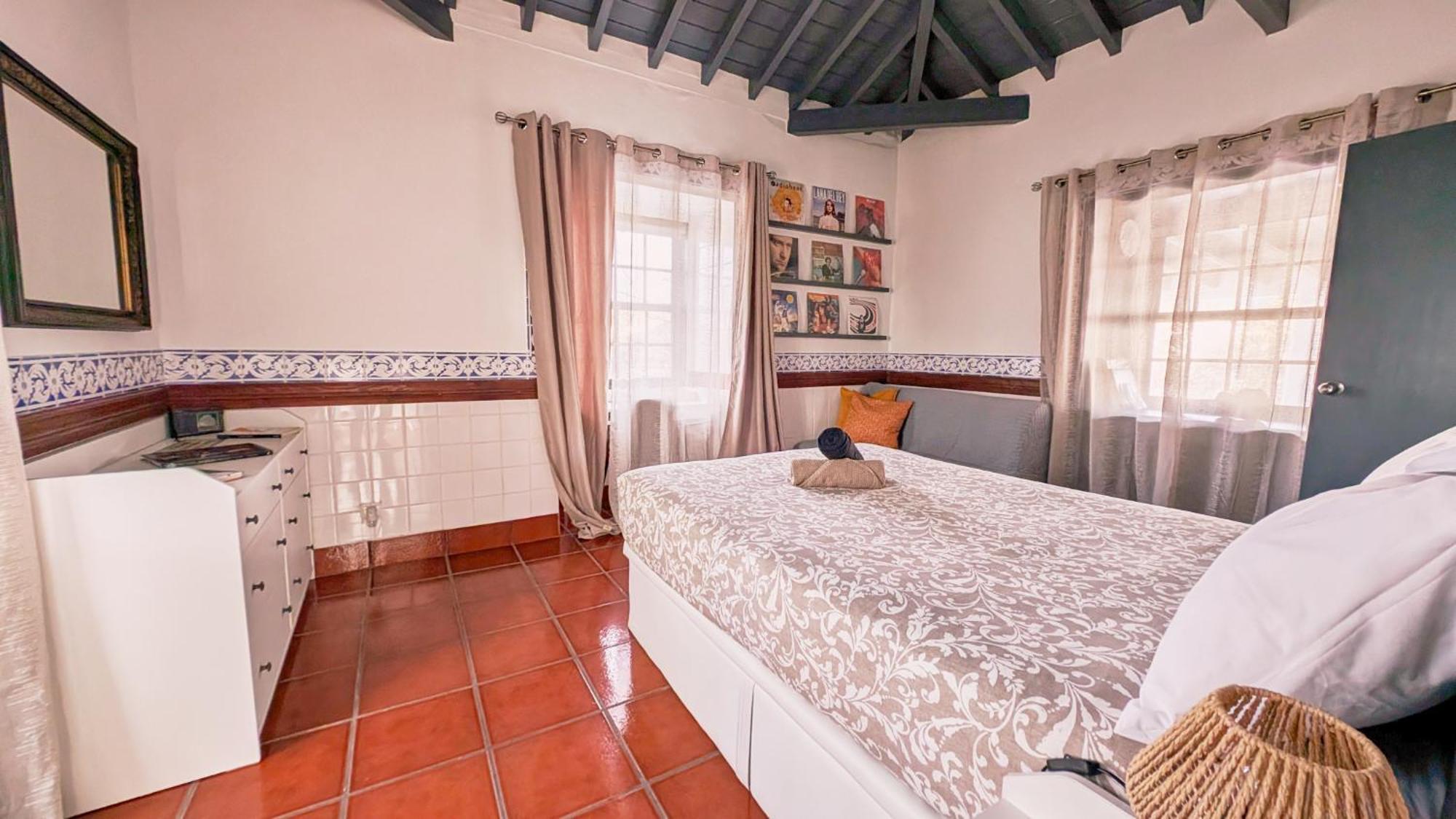 Loving Strangers Hostel Madalena  Ngoại thất bức ảnh
